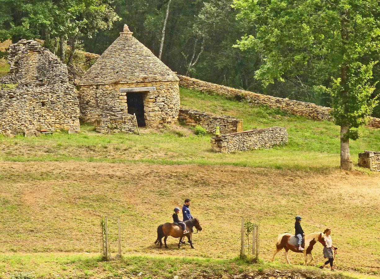 Eco-Hameau Du Sentier Des Sources Villa Sarlat-la-Caneda Luaran gambar