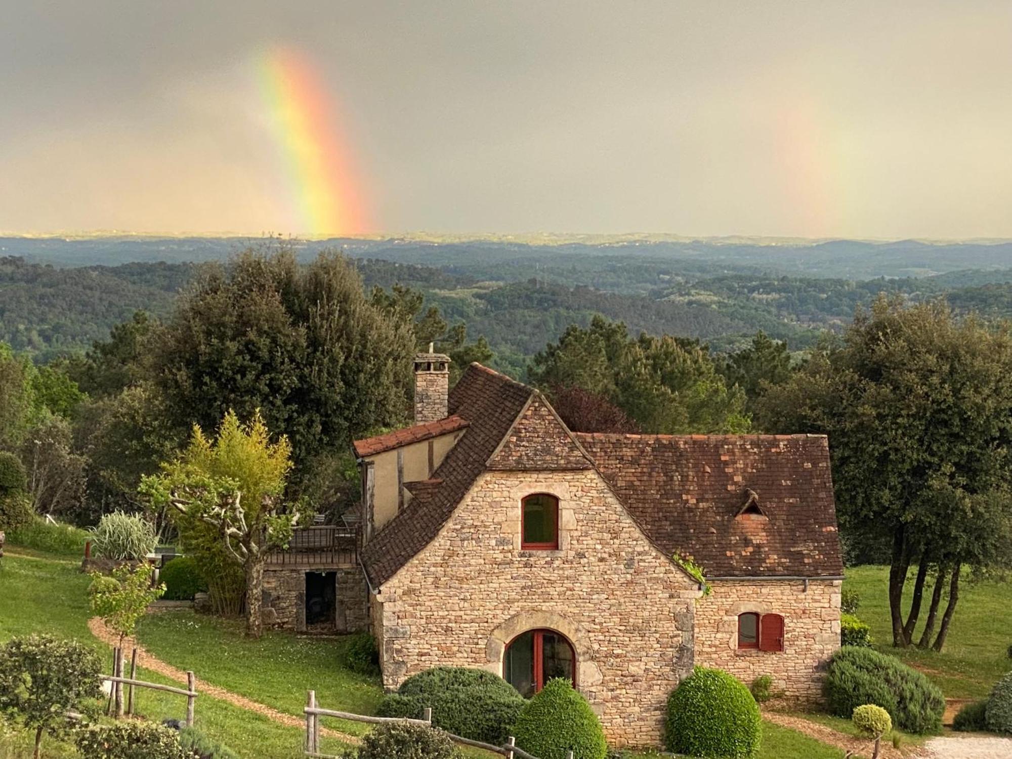 Eco-Hameau Du Sentier Des Sources Villa Sarlat-la-Caneda Bilik gambar